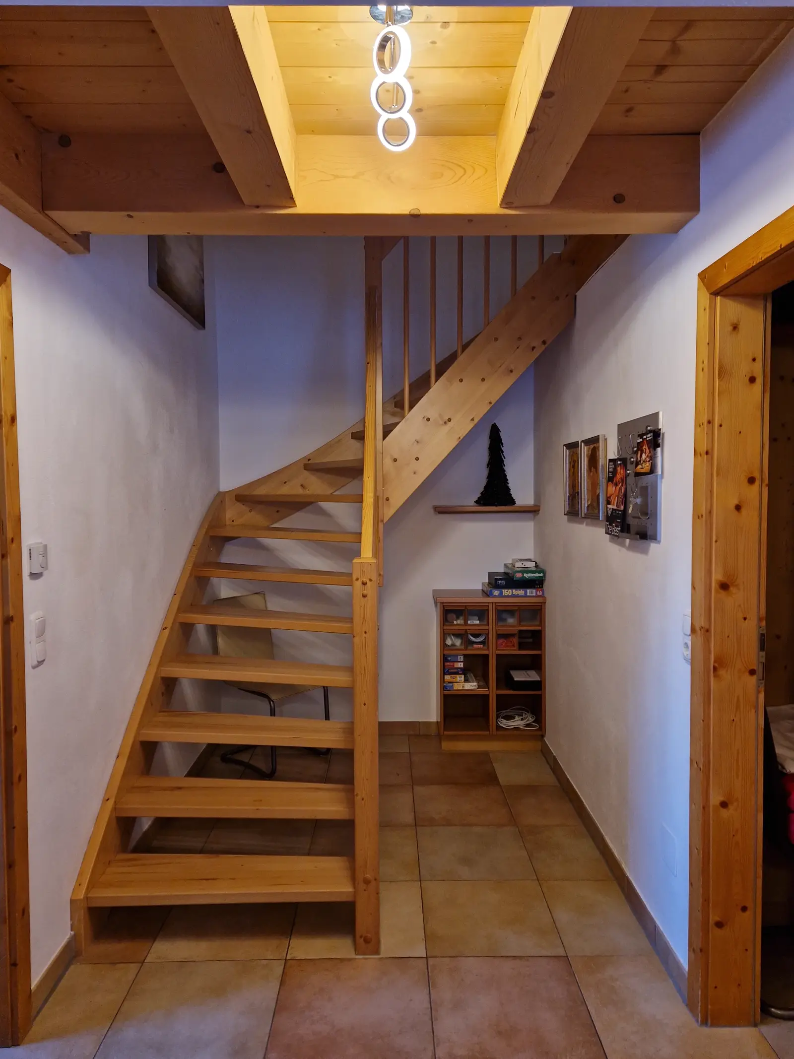 Almhaus Louise – Treppe ins Obergeschoss