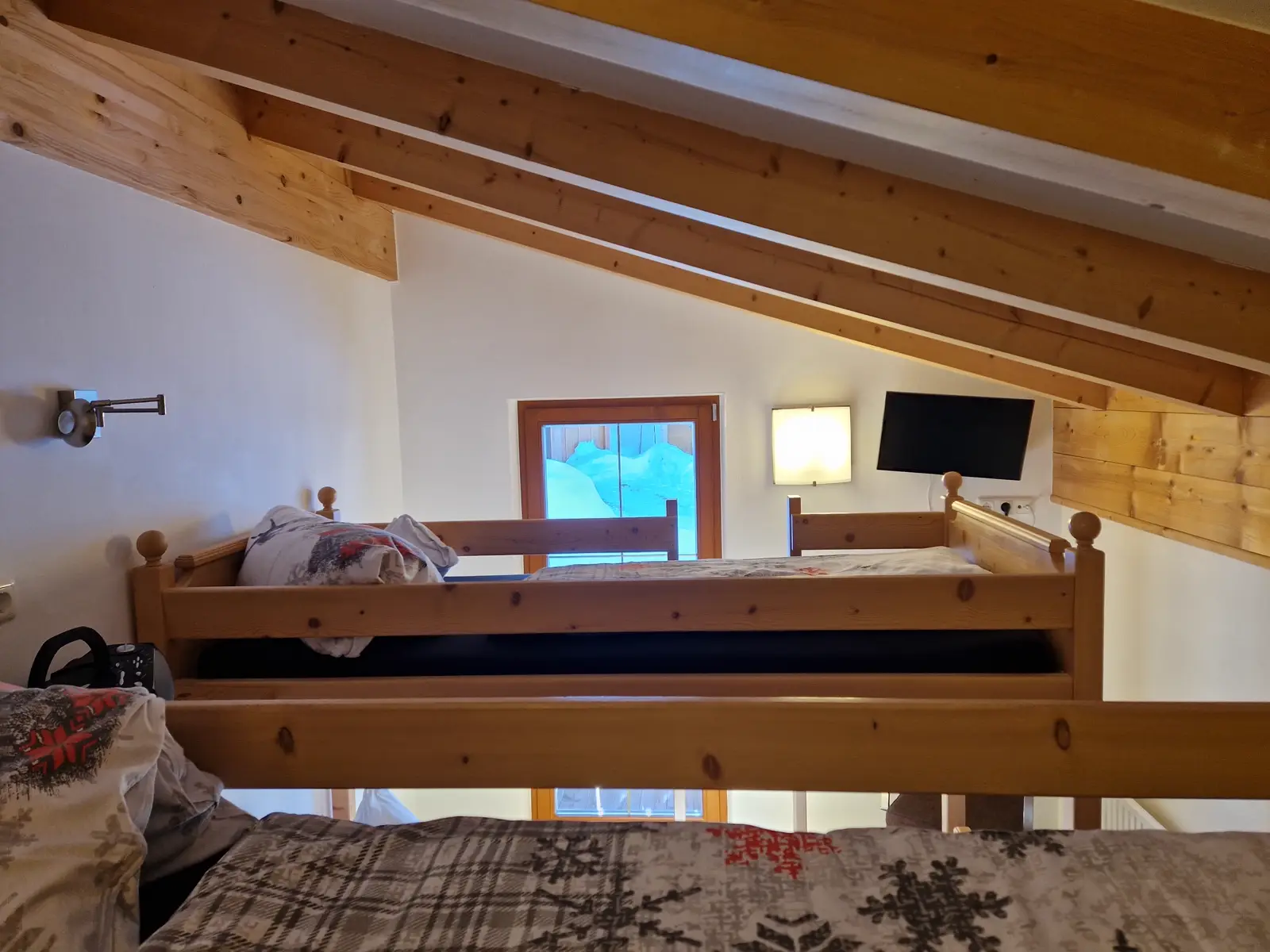 Almhaus Oscar – Vierbettzimmer mit zwei Etagenbetten